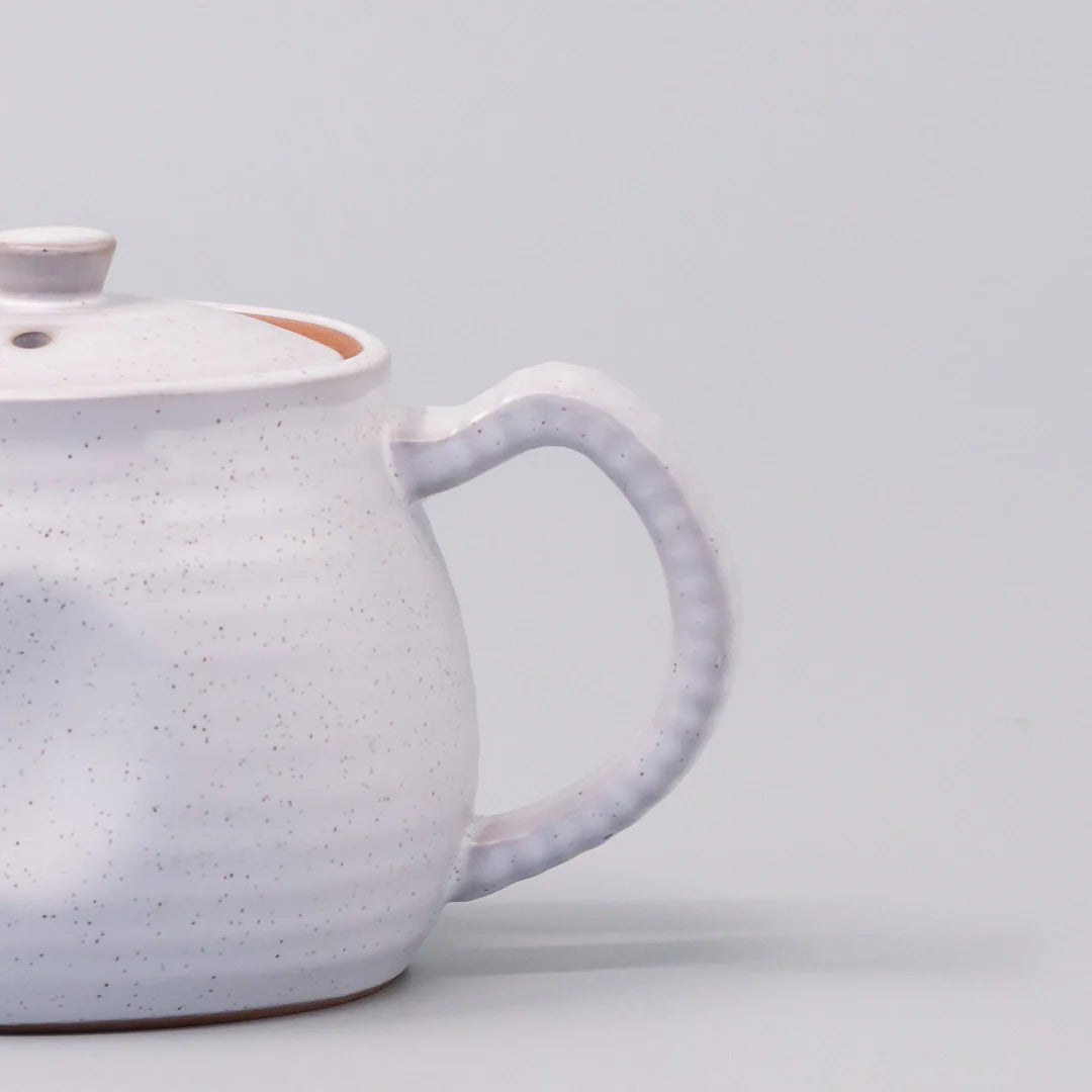 Made in Japan | teapot 300ml - white speckled
