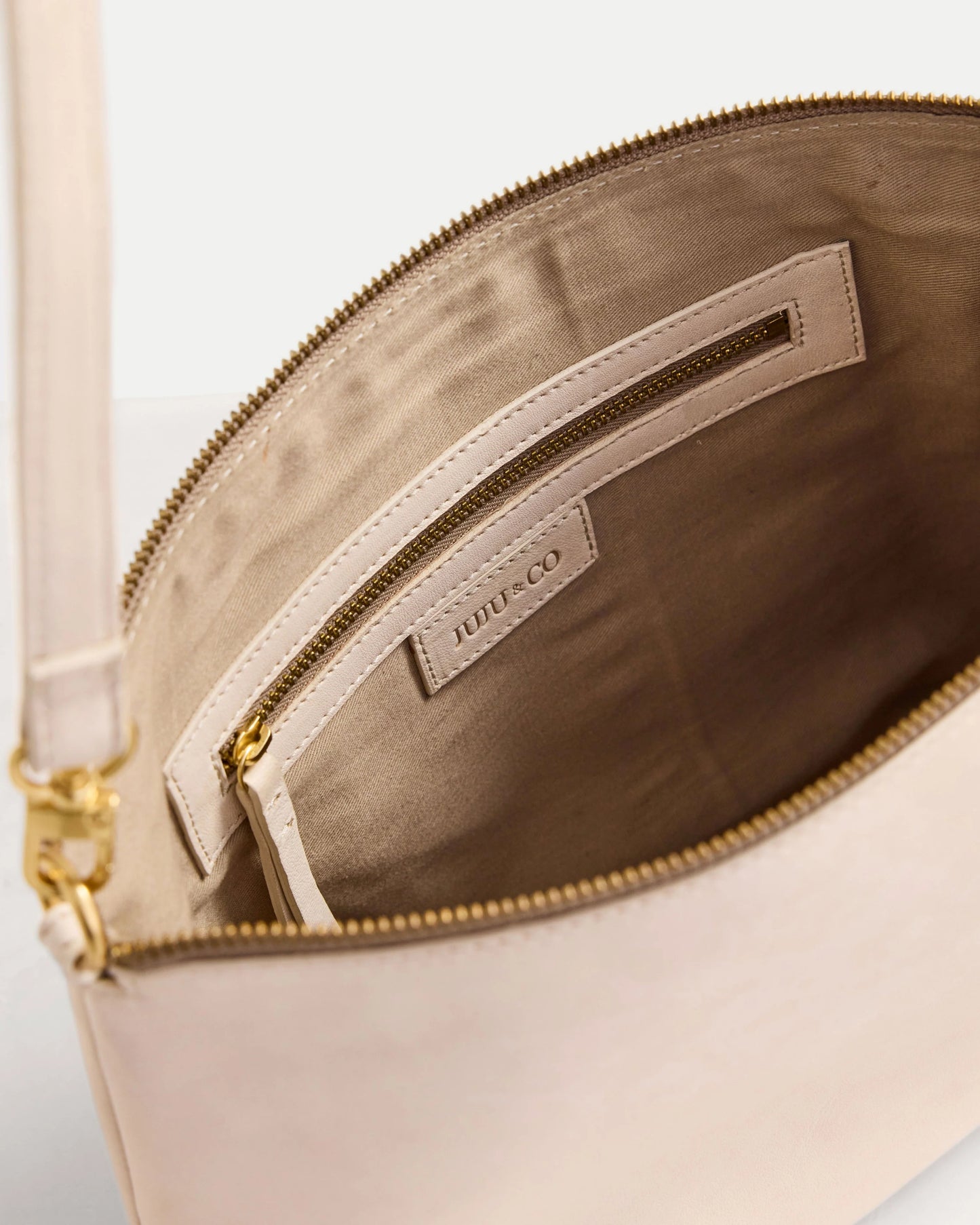 Juju & Co Augusta Crossbody - Ivory