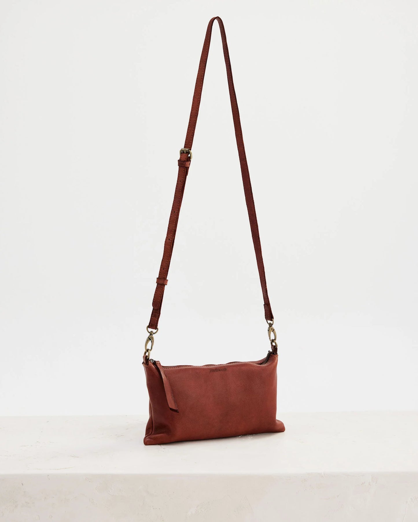 Juju & Co Monterey Crossbody - Cognac