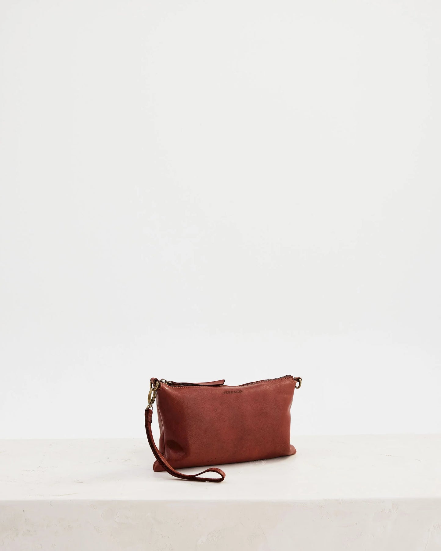Juju & Co Monterey Crossbody - Cognac
