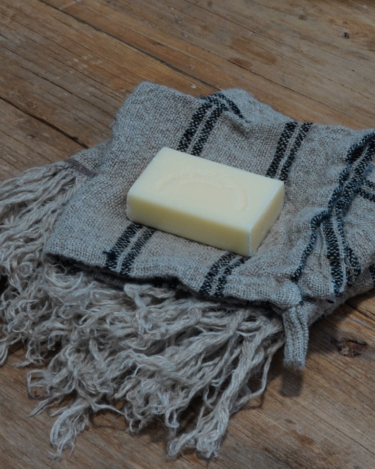 Angaston Wash Cloth With Hanging Loop