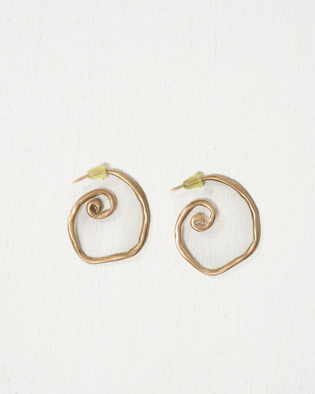 Pesci Che Volano Lumaca Bronze Earrings Small