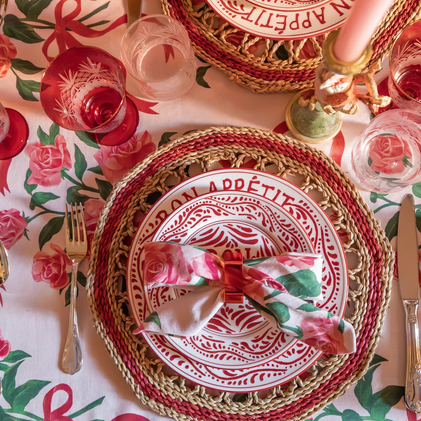 Luxe & Beau | Bon Appetit Starter Plate | Red