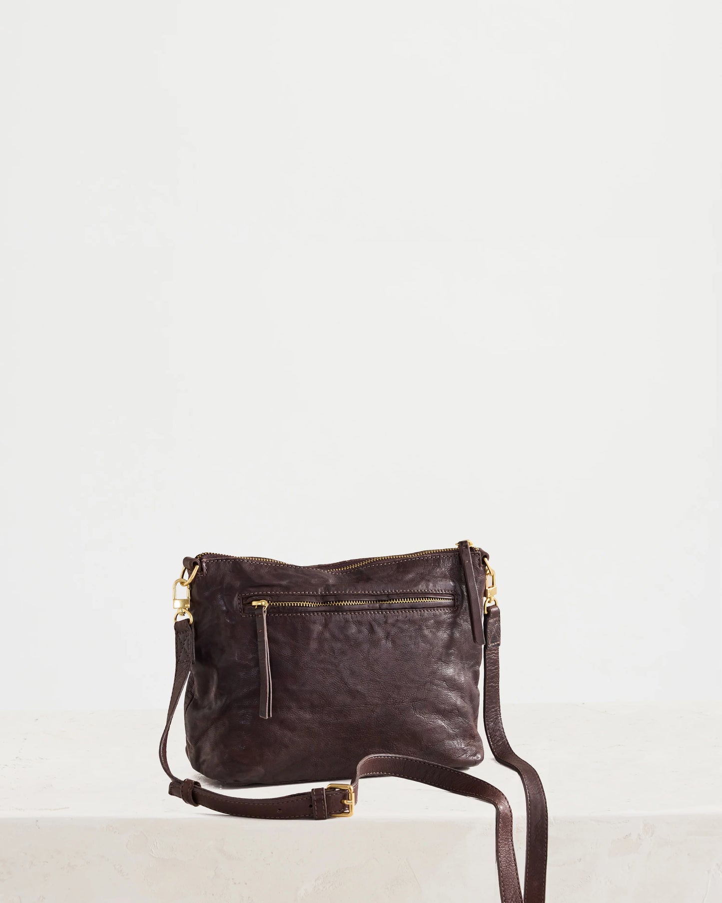 Juju & Co Tumbled Large Essential Pouch - Chocolate