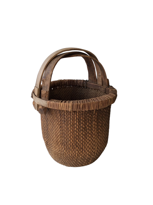 Vintage Chinese Basket With Handle