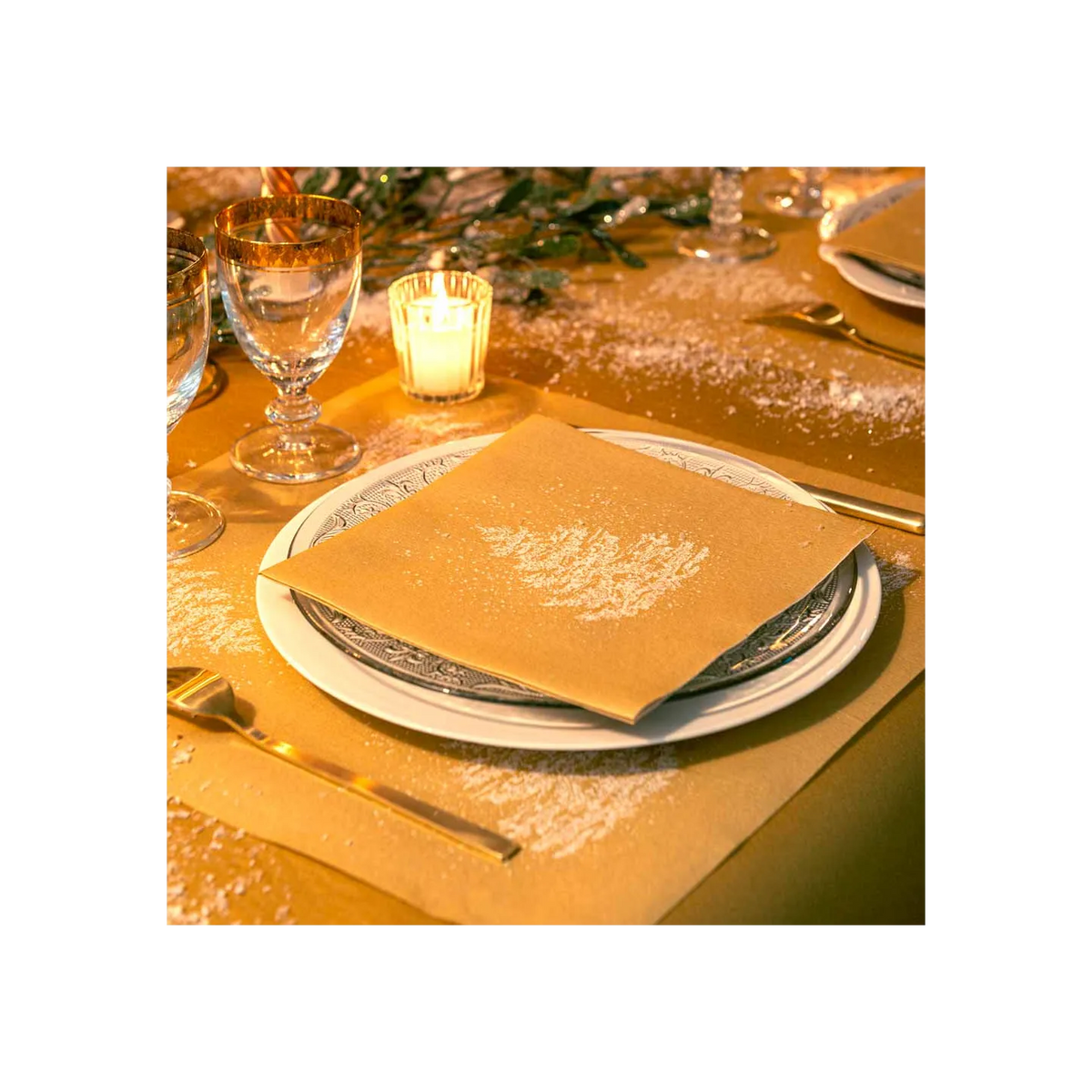Dinner Napkin | Gold Christmas Tree