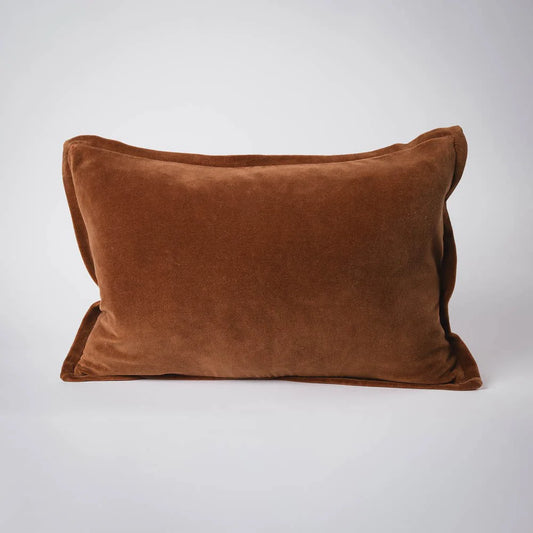 Evelyn Velvet Cushion / Nutmeg