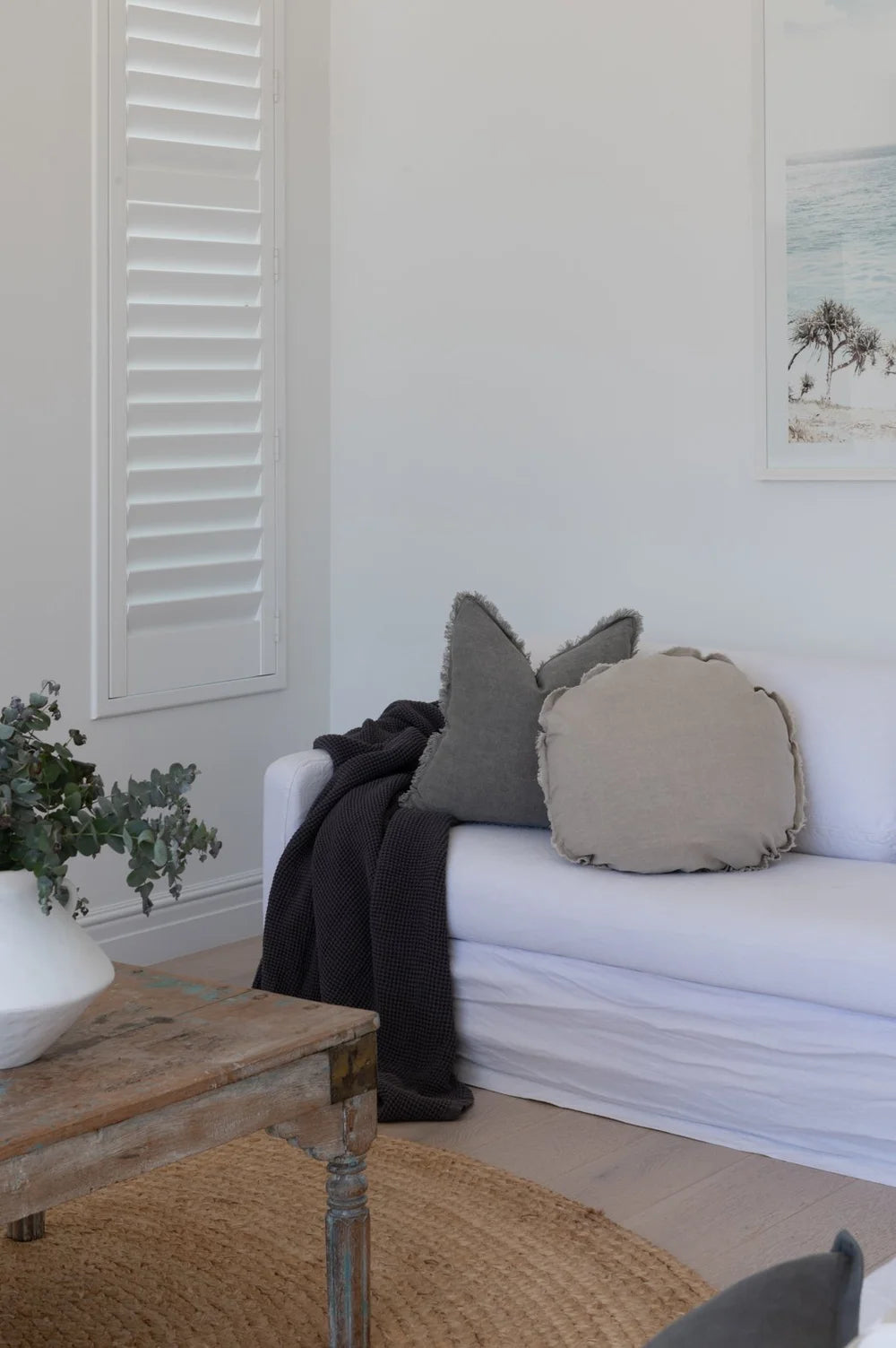 Lulu Linen Cushion | Natural | Round