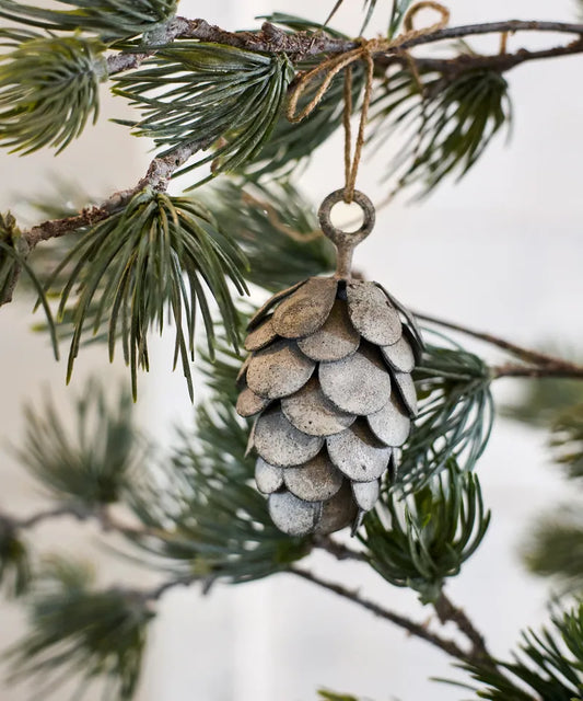 Hanging Pinecone | Short Ash Grey